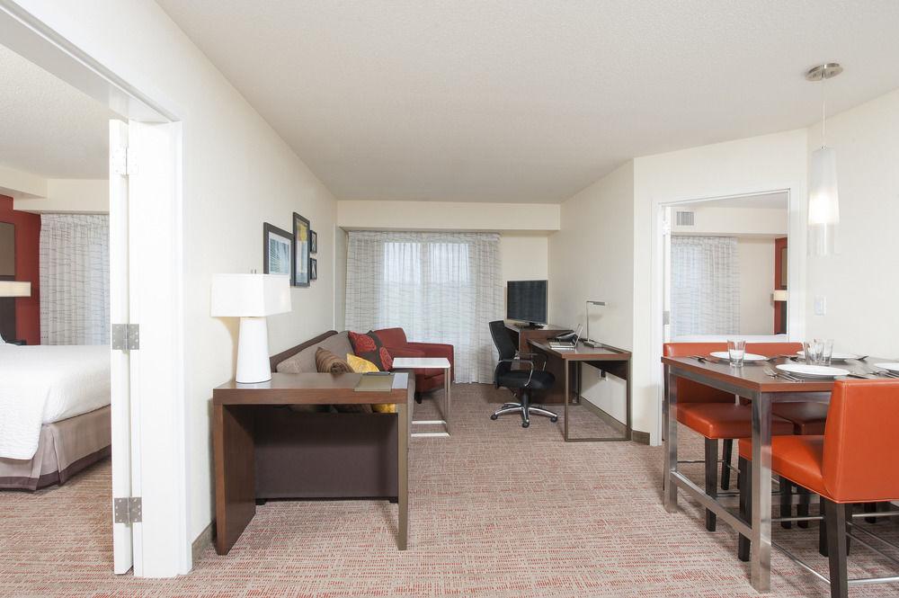 Residence Inn By Marriott Bloomington Dış mekan fotoğraf