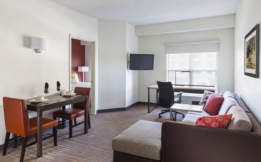 Residence Inn By Marriott Bloomington Dış mekan fotoğraf