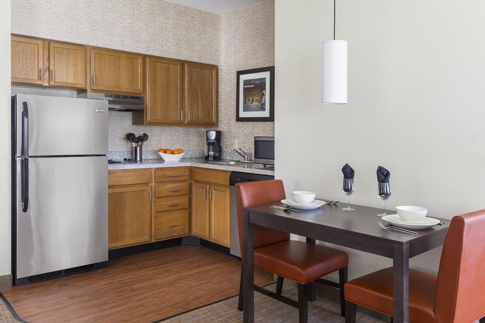 Residence Inn By Marriott Bloomington Dış mekan fotoğraf